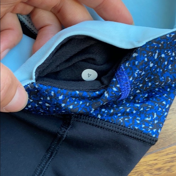 Lulu lemon 7/8 pants - Picture 5 of 7